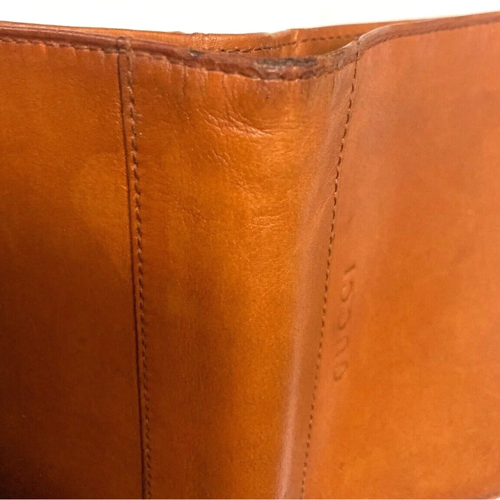 VINTAGE GUCCI LOGO EMBOSSED SOFT LEATHER WALLET - Picture 14 of 16
